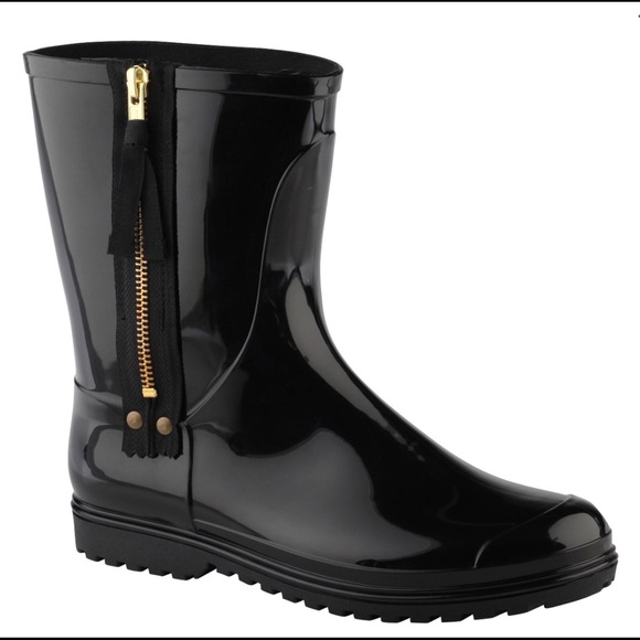 🚫SOLD🚫Black ALDO Rain Boots with Zipper size 10 - Picture 1 of 3