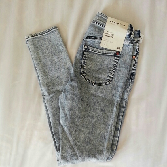 BULLHEAD High Rise Skinniest Jeans
