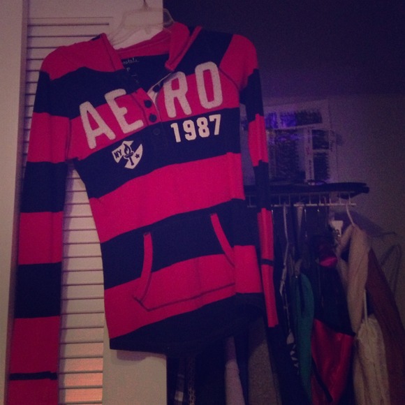 Aeropostale hooded shirt/jacket Prices negotiable - Picture 1 of 1