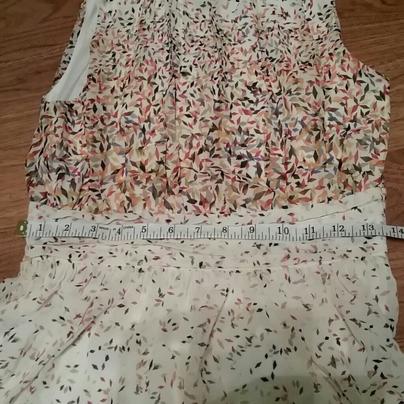 *closet Clear out* Modcloth graffiti windy city - Picture 3 of 4