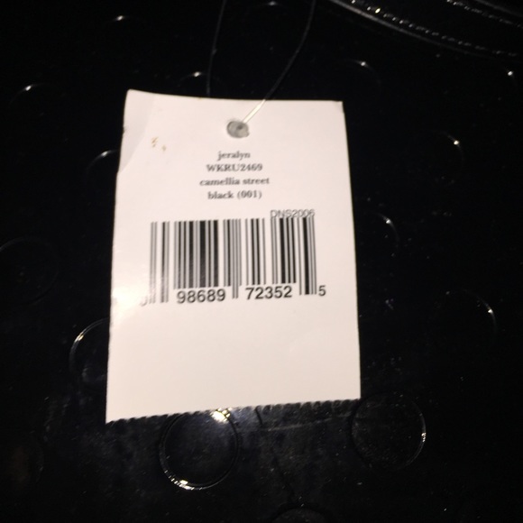 Kate Spade Jeralyn Camellia Street Black Patent - Picture 4 of 4