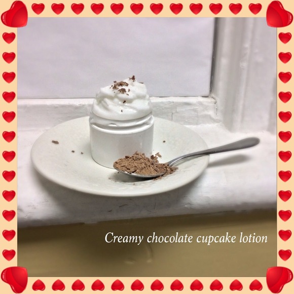 Chocolate cupcake body lotion