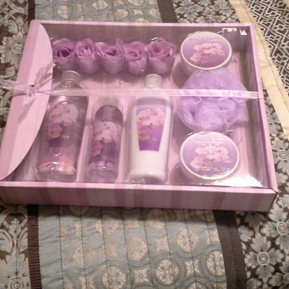 Bath/body set