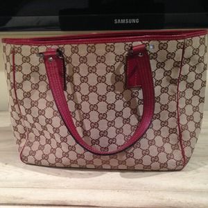 Gucci GG red and beige tote