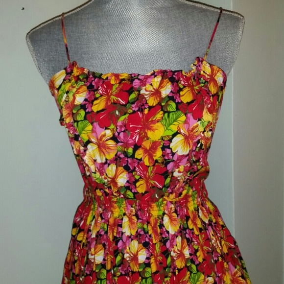 SOLD - Zara Floral Dress