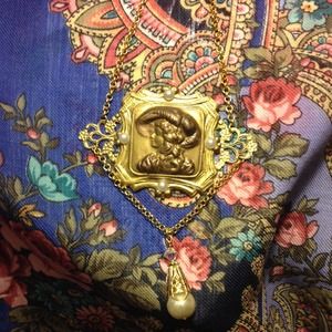 Czech glass pearls and cameo necklace