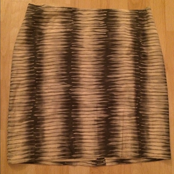 Kenneth Cole tiger stripe silk skirt