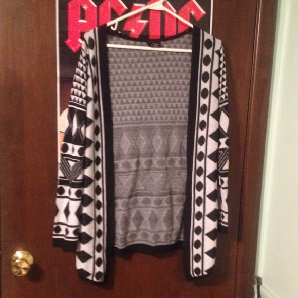 Print cardigan