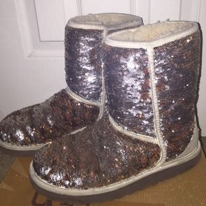 Color changing sequin uggs!