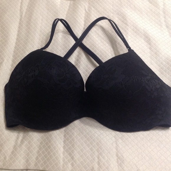 Victorias Secret Convertible Black Lace 34DD Bra