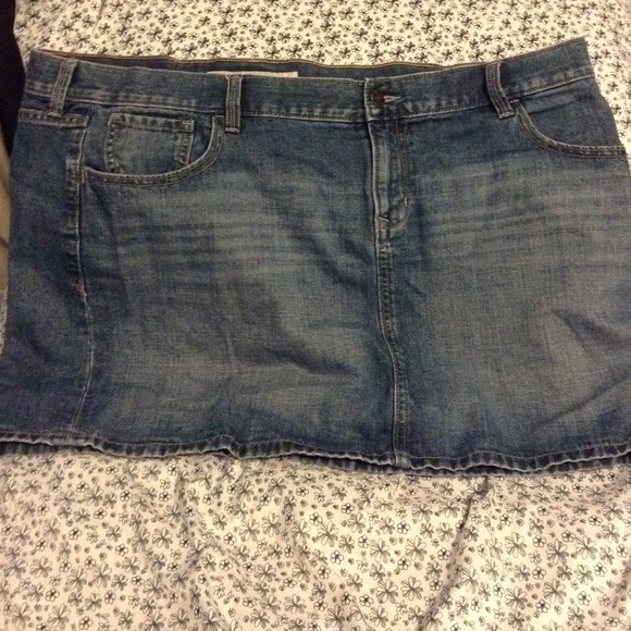 OLD NAVY SKIRT