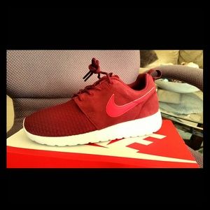 Nike roshe run winter (womens)