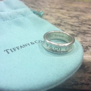 Tiffany and co 1837 ring silver sz 7