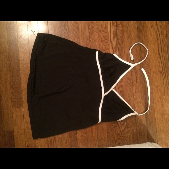 Maternity bathing suit top large
