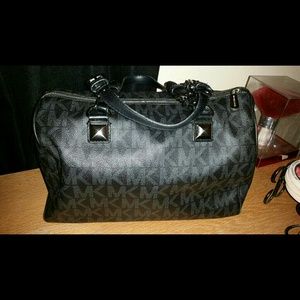 Michael Kors purse