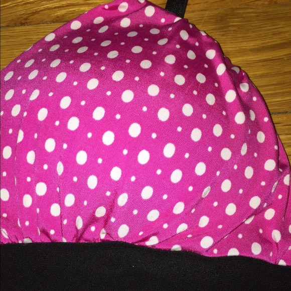 Pretty pink and black top - Picture 4 of 4