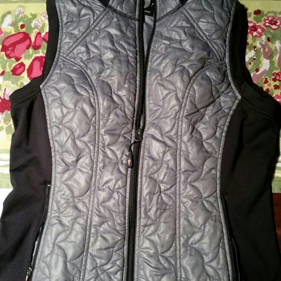 Kerrits  grey vest