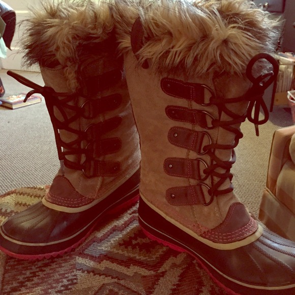 Sorry "Joan of Arctic" boots
