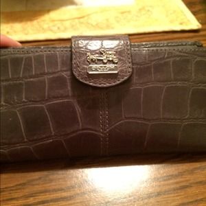 Coach wallet - gray alligator skin