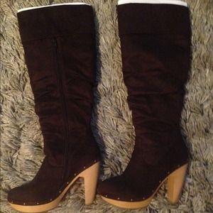 Shoedazzle boots