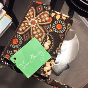 Vera Bradley Super Smart Wristlet in Canyon