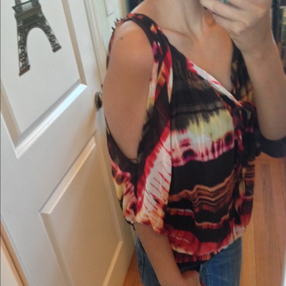 Cold shoulder colorful chiffon top