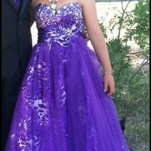 Prom dress worn once