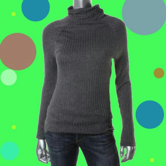 INC Gray Knit Ribbed Turtleneck Sweater