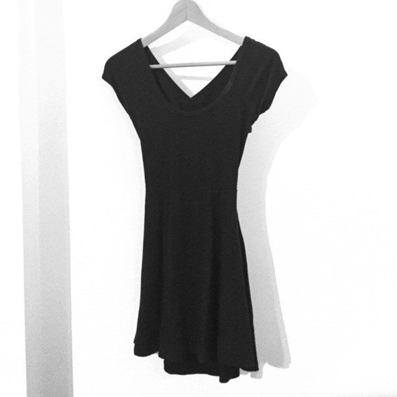 NWOT Brandy Melville Bethan Dress Black