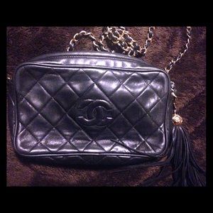 Cross body original Chanel handbag
