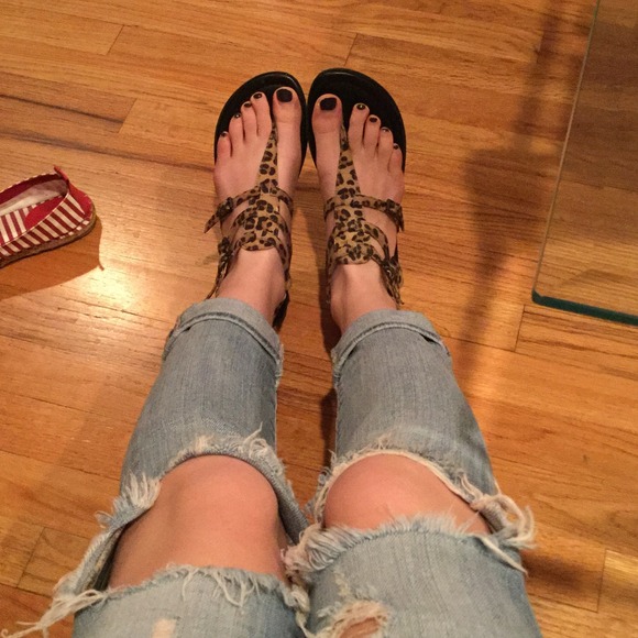 Shoes - 🎊Host Pick🎊 Cheetah sandals