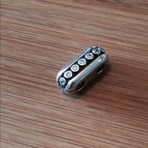 SOLD in bundle Pandora double clip