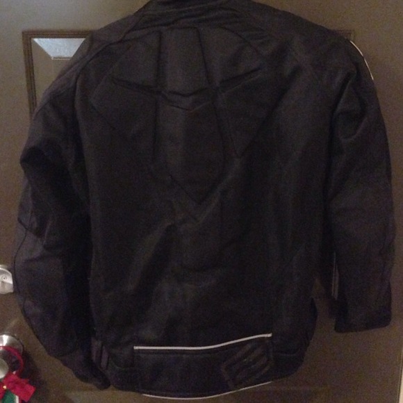 Riding jacket - Picture 3 of 3