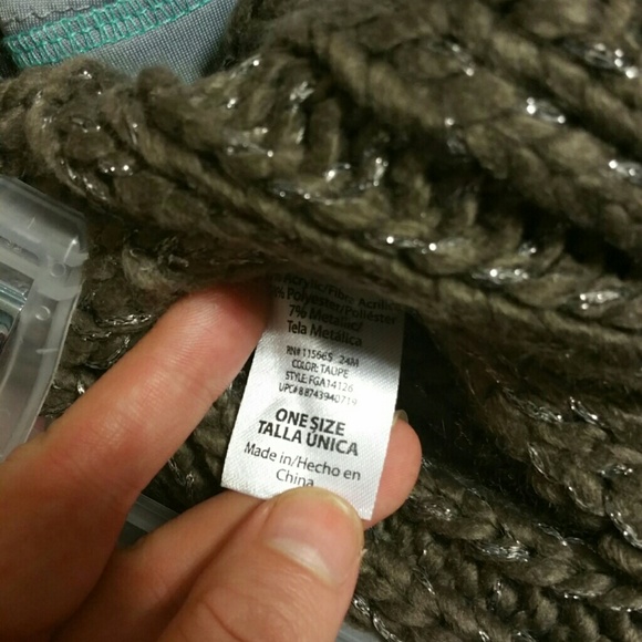 Scarf - Picture 2 of 2