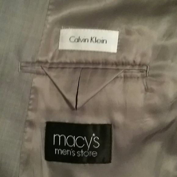 Calvin Klein men's suit - Picture 2 of 4