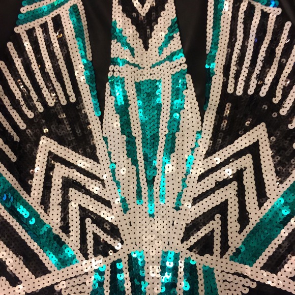 2B bebe sequin dress - Picture 2 of 3