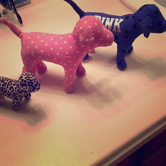 Three Victoria Pink Dogs
