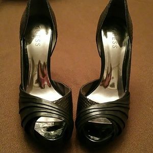 Guess black g whole brook heels size 8.5