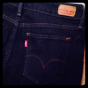 Skinny High-Waisted Levi's