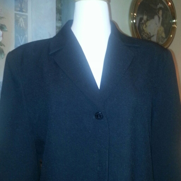 Levine BlackTrench coat