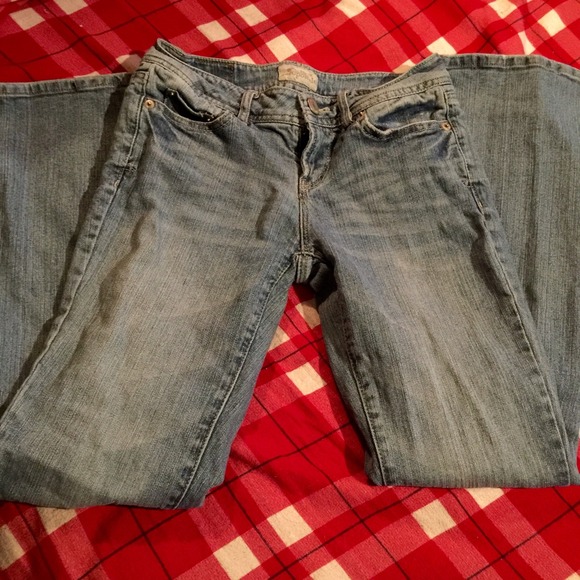 🔖 B1G1 FREE🔖 Aeropostale Chelsea bootcut jeans - Picture 1 of 4