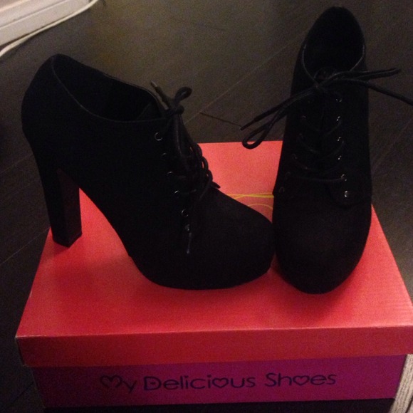 Suede black lace-up booties