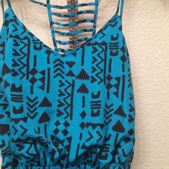 Pretty Dress - Picture 3 of 4