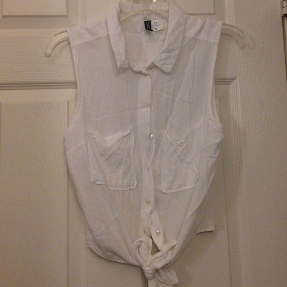 White collared button down with tied bottom
