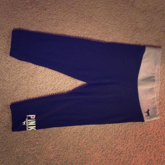 Victoria's Secret Pants - PINK yoga leggings xsmall
