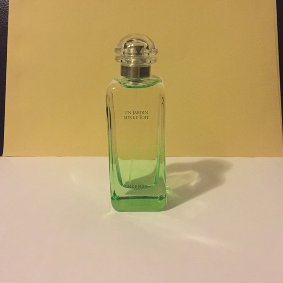 *SOLD* HERMÈS Un Jardin sur le Toit 3.3 oz
