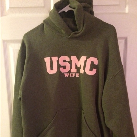 SAVED! Marine corps sweatshirt for "the wife"