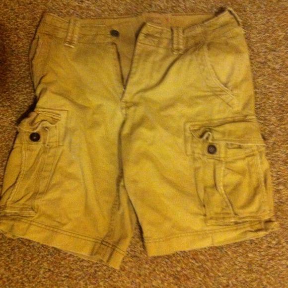 American Eagle Cargo shorts
