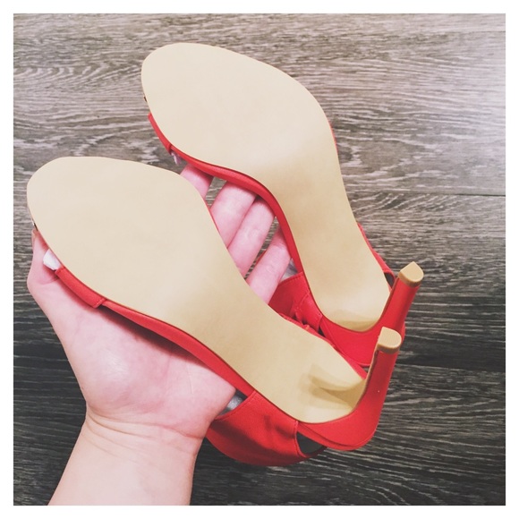 ✨SOLD ❤️Steve Madden orange pump - Picture 2 of 4