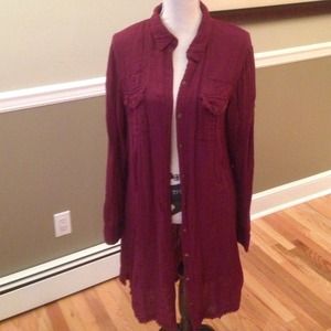 FREE PEOPLE WINE/BORDX LONG SLEEVE BOTTON-UP SHIRT